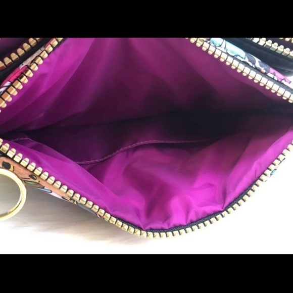 LeSportsac x Tokidoki Crossbody Duet - Tokidopoli - Picture 11 of 11